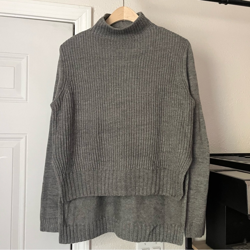 NAADAM heather grey mock neck long sleeve hi lo hem boxy cropped sweater